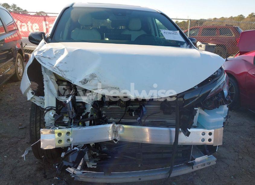 Photo 13 of 2025 Toyota Sienna XSE (VIN 5TDDRKEC2SS232704)