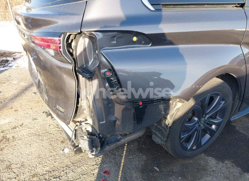 Photo 18 of 2021 Toyota Sienna XSE (VIN 5TDDRKEC3MS032840)