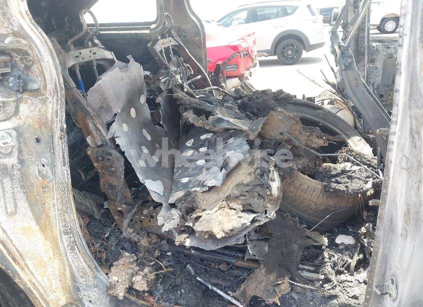 Photo 8 of 2025 Toyota Sienna XSE (VIN 5TDDRKEC7SS229054)