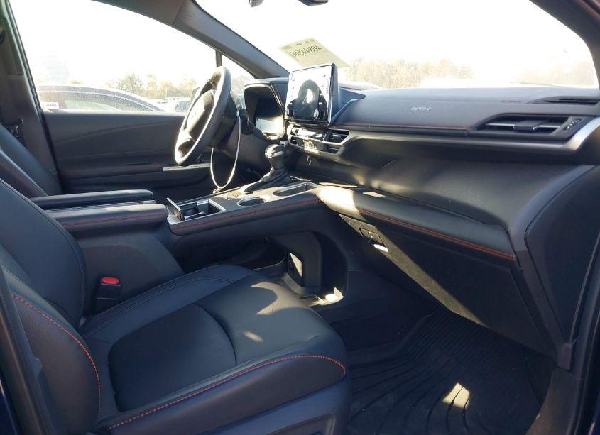 Photo 5 of 2022 Toyota Sienna XSE (VIN 5TDDRKEC8NS100020)