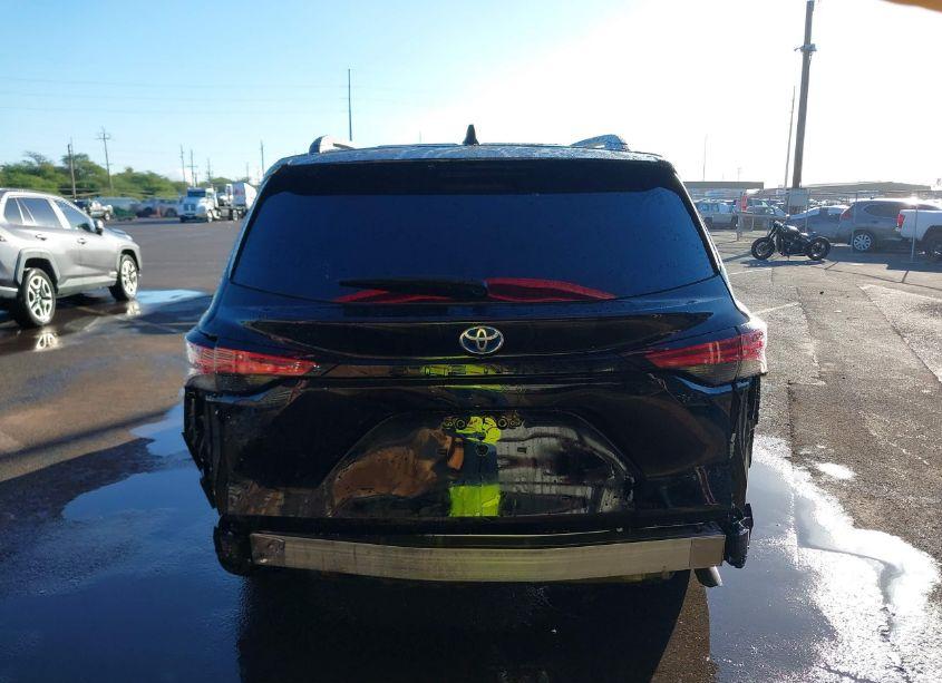Photo 17 of 2022 Toyota Sienna XSE (VIN 5TDDRKEC9NS101595)