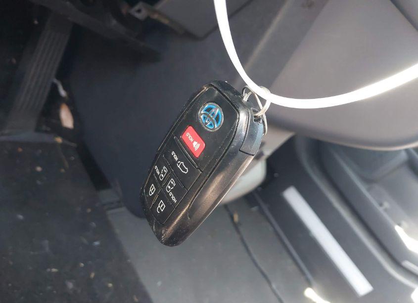 Photo 11 of 2023 Toyota Sienna XSE (VIN 5TDDSKFC0PS074440)