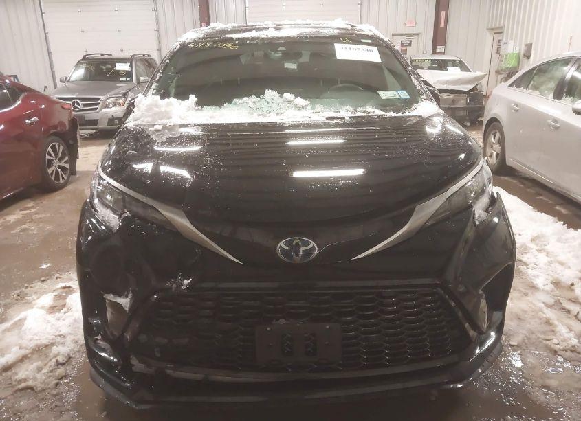 Photo 12 of 2023 Toyota Sienna XSE (VIN 5TDDSKFC3PS098277)