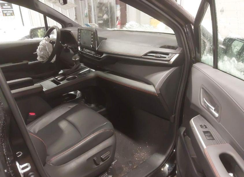 Photo 5 of 2023 Toyota Sienna XSE (VIN 5TDDSKFC3PS098277)