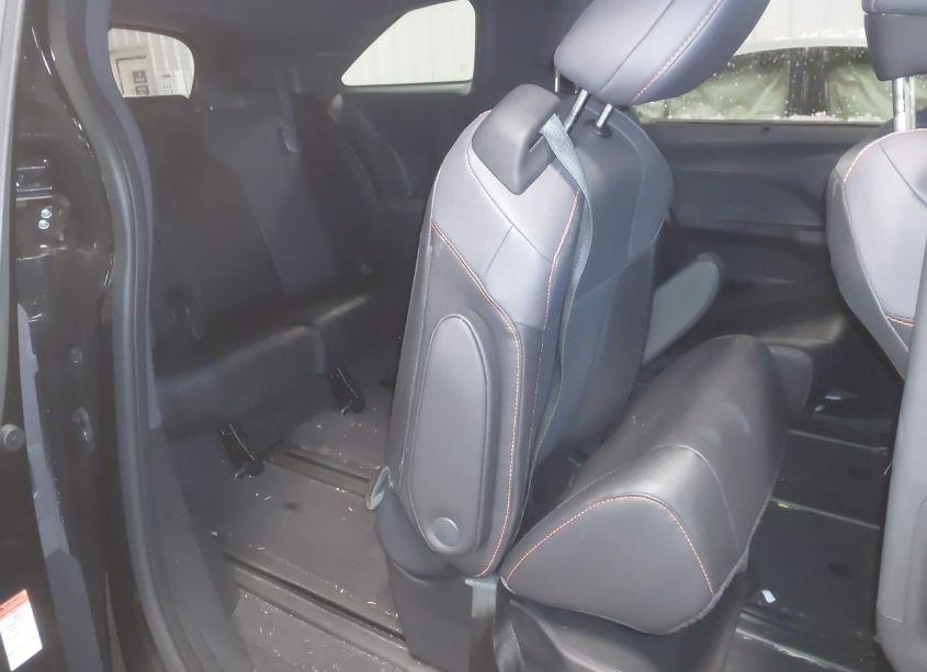 Photo 8 of 2023 Toyota Sienna XSE (VIN 5TDDSKFC3PS098277)