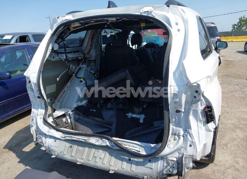 Photo 18 of 2023 Toyota Sienna XSE (VIN 5TDDSKFC3PS107558)