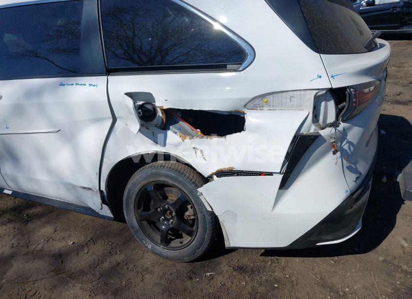 Photo 6 of 2021 Toyota Sienna XSE (VIN 5TDDSKFC5MS033166)