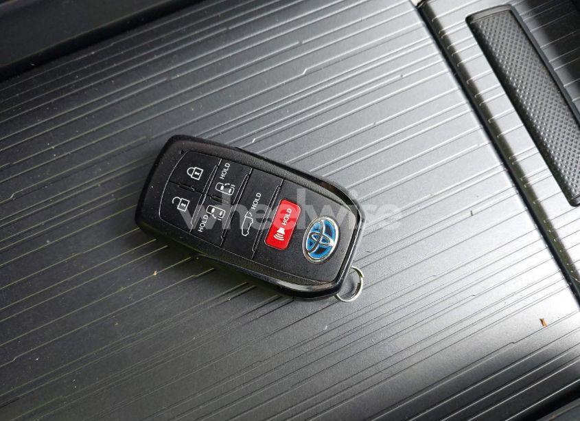 Photo 11 of 2022 Toyota Sienna XSE (VIN 5TDDSKFC8NS047144)