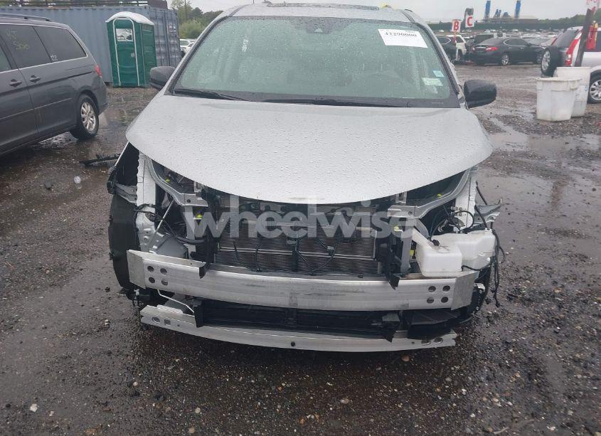 Photo 18 of 2023 Toyota Sienna XSE (VIN 5TDDSKFC8PS106342)