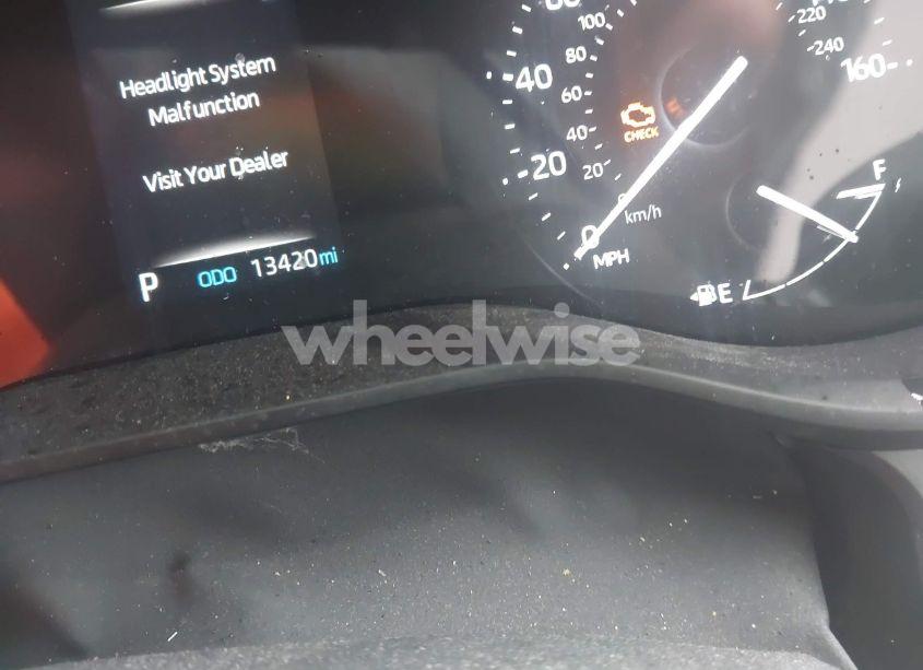 Photo 7 of 2023 Toyota Sienna XSE (VIN 5TDDSKFC8PS106342)