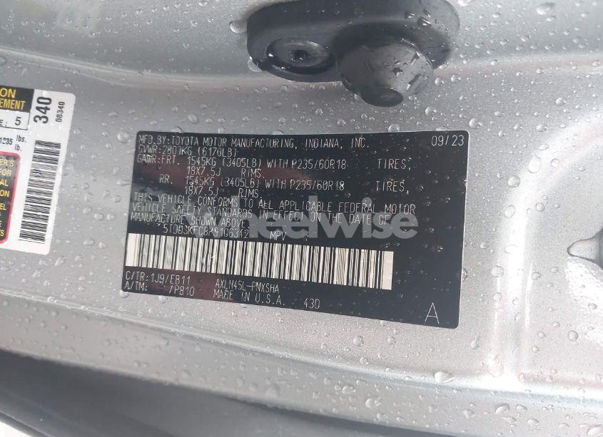 Photo 9 of 2023 Toyota Sienna XSE (VIN 5TDDSKFC8PS106342)