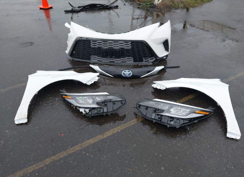 Photo 12 of 2022 Toyota Sienna XSE (VIN 5TDDSKFC9NS072165)