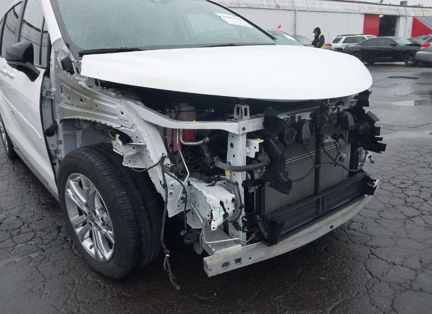 Photo 18 of 2022 Toyota Sienna XSE (VIN 5TDDSKFC9NS072165)