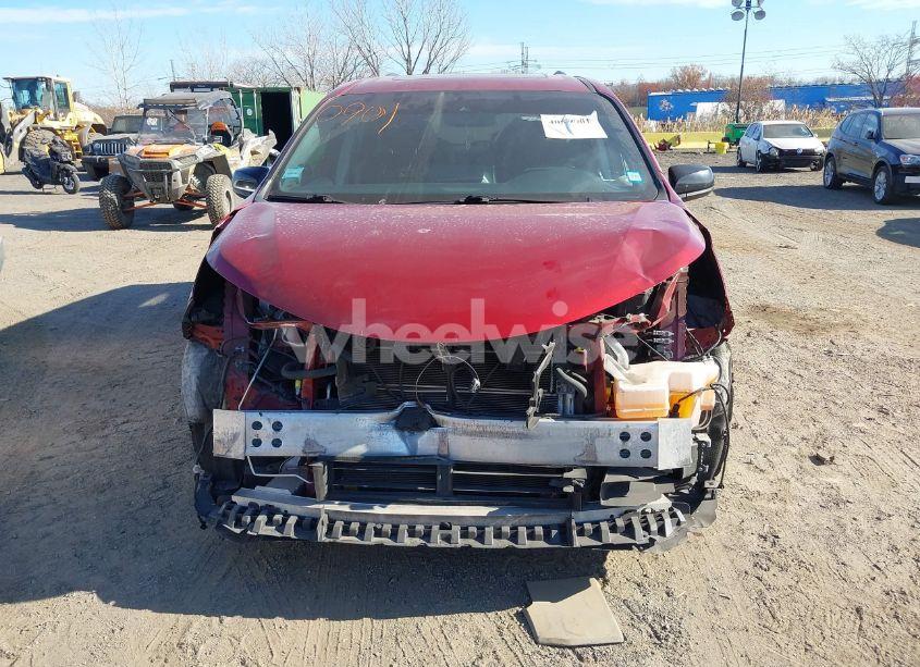 Photo 12 of 2022 Toyota Sienna XSE (VIN 5TDDSKFCXNS046982)