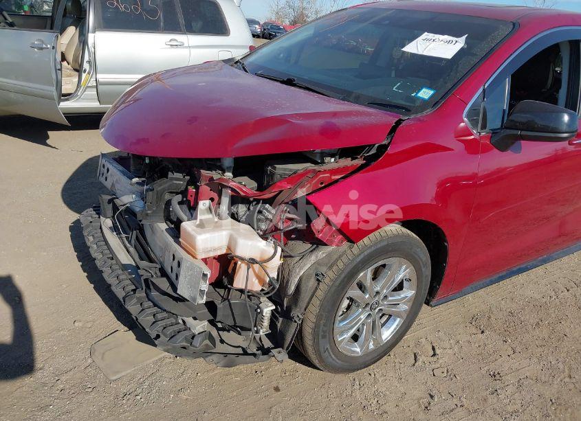 Photo 18 of 2022 Toyota Sienna XSE (VIN 5TDDSKFCXNS046982)