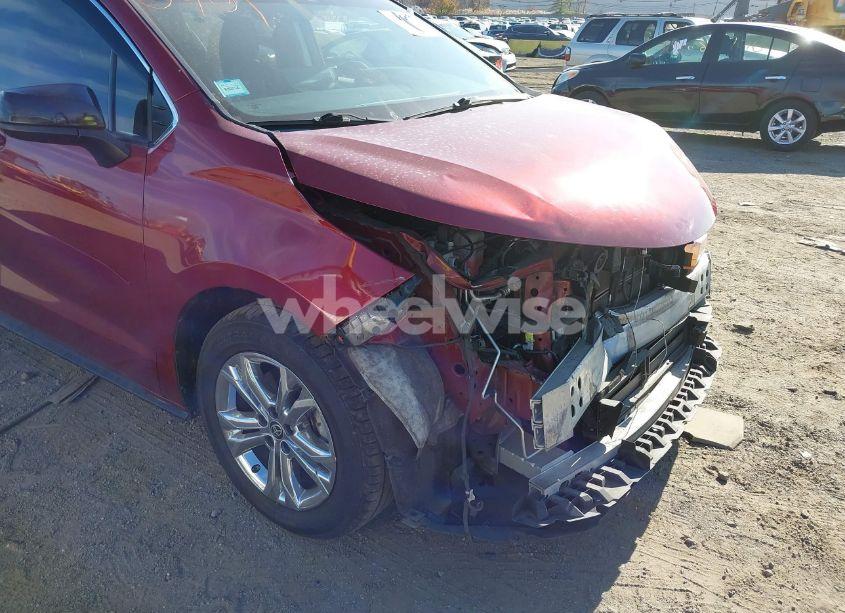 Photo 19 of 2022 Toyota Sienna XSE (VIN 5TDDSKFCXNS046982)