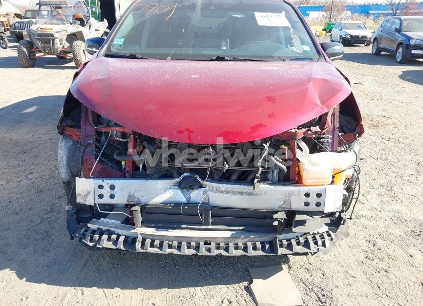 Photo 6 of 2022 Toyota Sienna XSE (VIN 5TDDSKFCXNS046982)