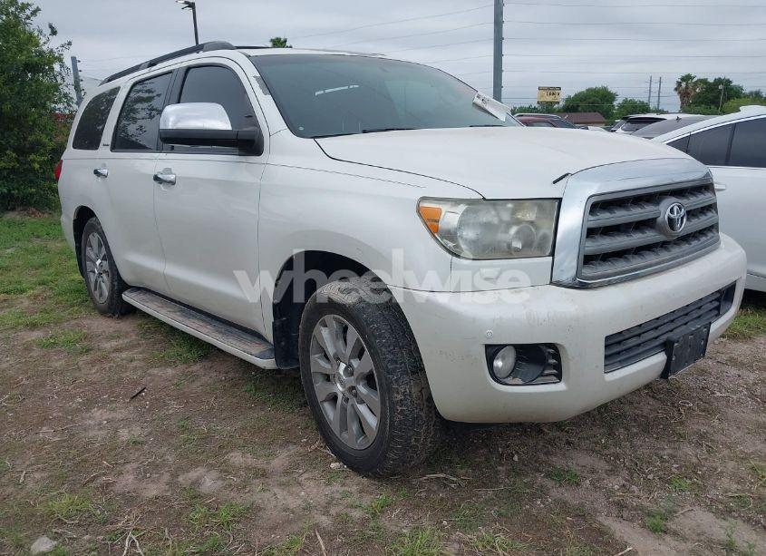 2014 Toyota Sequoia PLATINUM 5.7L V8 (VIN 5TDDW5G10ES106318) main photo