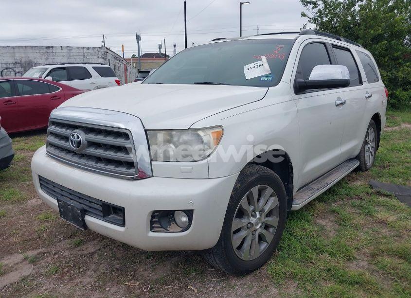 Photo 2 of 2014 Toyota Sequoia PLATINUM 5.7L V8 (VIN 5TDDW5G10ES106318)