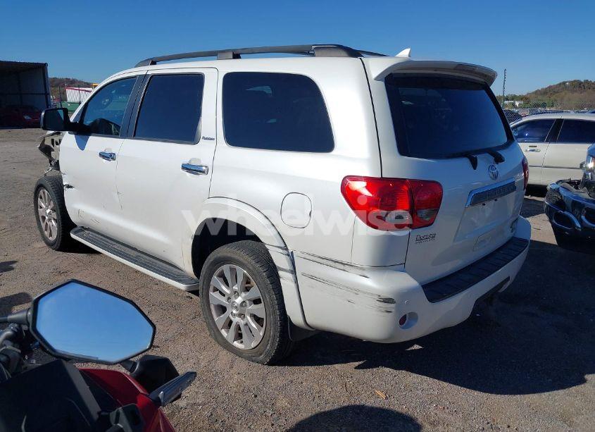 Photo 3 of 2017 Toyota Sequoia PLATINUM (VIN 5TDDW5G10HS154549)