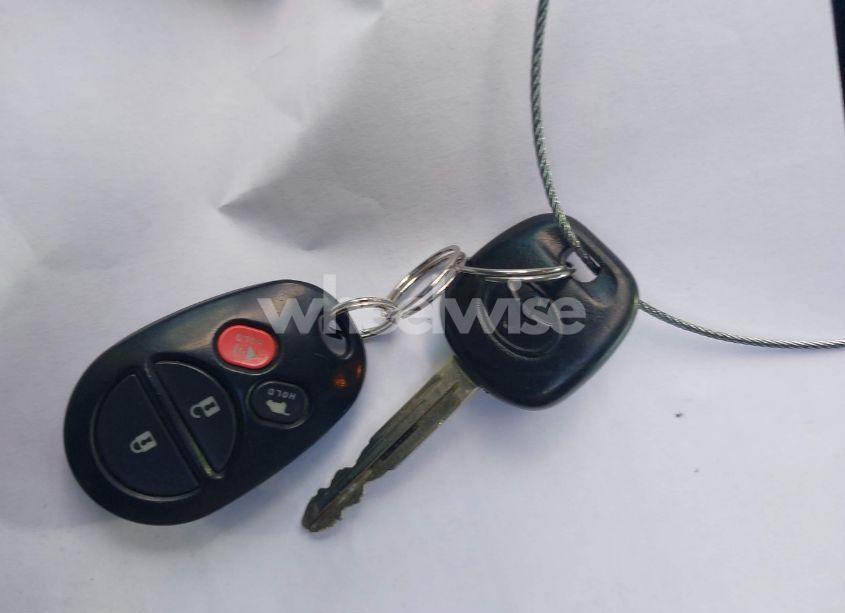 Photo 11 of 2015 Toyota Sequoia PLATINUM 5.7L V8 (VIN 5TDDW5G13FS124507)