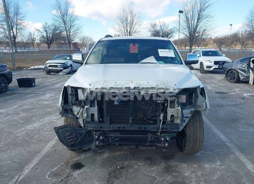 Photo 12 of 2015 Toyota Sequoia PLATINUM 5.7L V8 (VIN 5TDDW5G13FS124507)