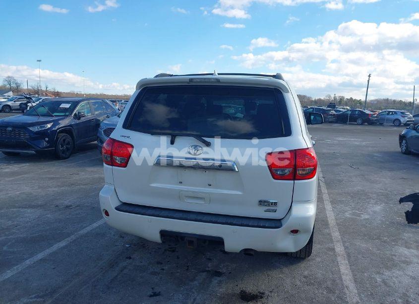 Photo 16 of 2015 Toyota Sequoia PLATINUM 5.7L V8 (VIN 5TDDW5G13FS124507)