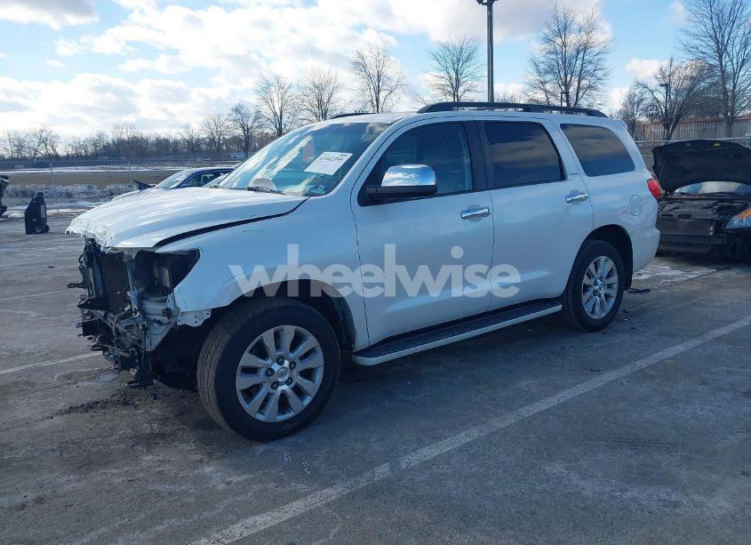 Photo 2 of 2015 Toyota Sequoia PLATINUM 5.7L V8 (VIN 5TDDW5G13FS124507)