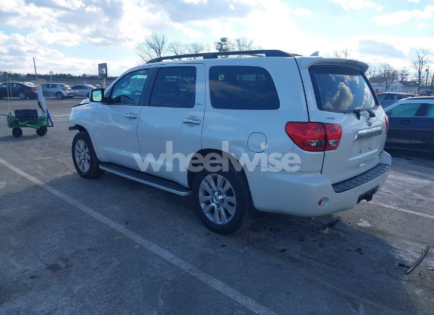 Photo 3 of 2015 Toyota Sequoia PLATINUM 5.7L V8 (VIN 5TDDW5G13FS124507)