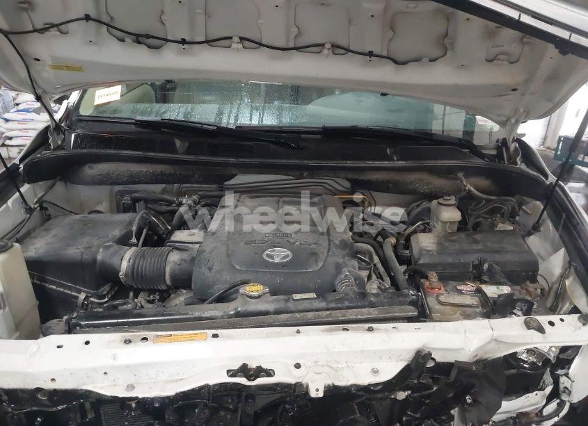 Photo 10 of 2012 Toyota Sequoia PLATINUM 5.7L V8 (VIN 5TDDW5G16CS058479)