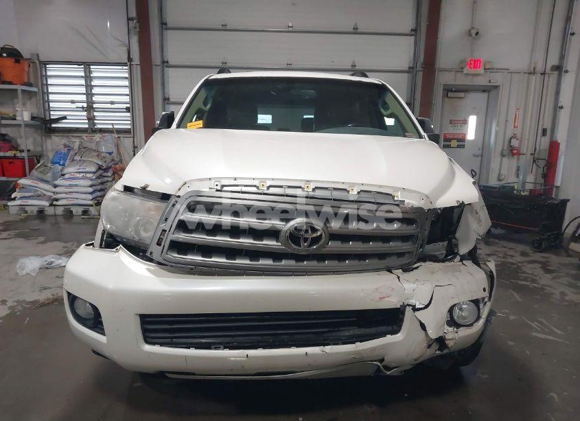 Photo 13 of 2012 Toyota Sequoia PLATINUM 5.7L V8 (VIN 5TDDW5G16CS058479)