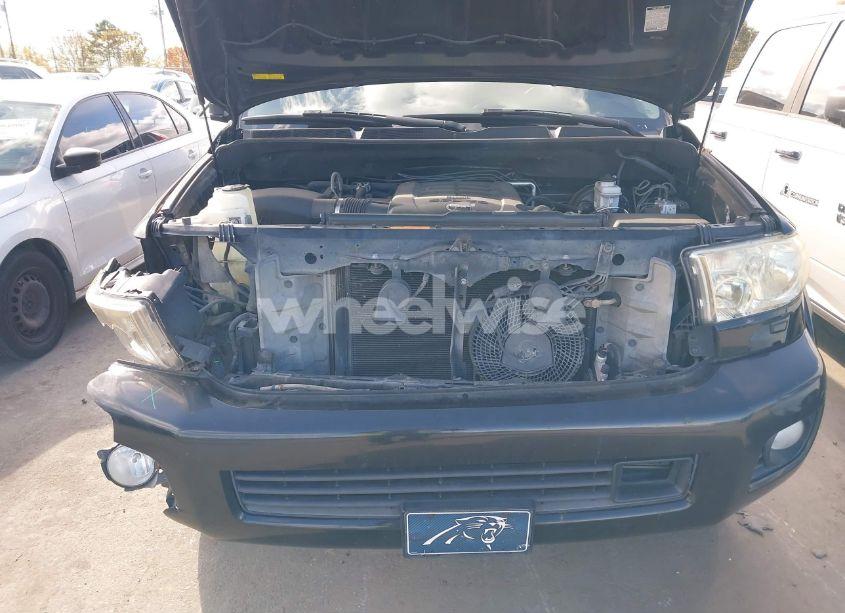 Photo 10 of 2014 Toyota Sequoia PLATINUM 5.7L V8 (VIN 5TDDW5G16ES104055)