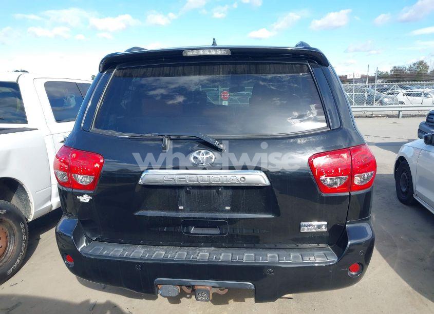 Photo 16 of 2014 Toyota Sequoia PLATINUM 5.7L V8 (VIN 5TDDW5G16ES104055)