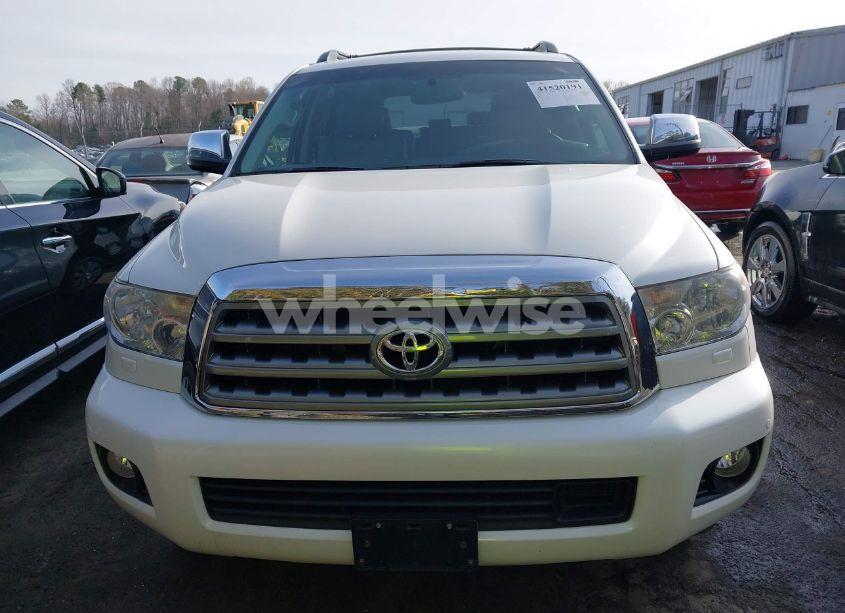 Photo 12 of 2017 Toyota Sequoia PLATINUM (VIN 5TDDW5G16HS153826)