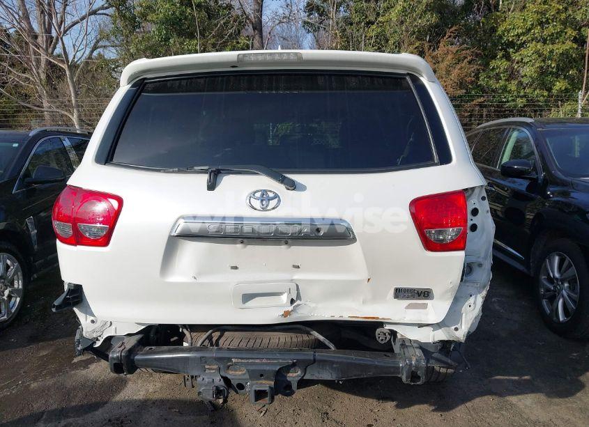 Photo 16 of 2017 Toyota Sequoia PLATINUM (VIN 5TDDW5G16HS153826)