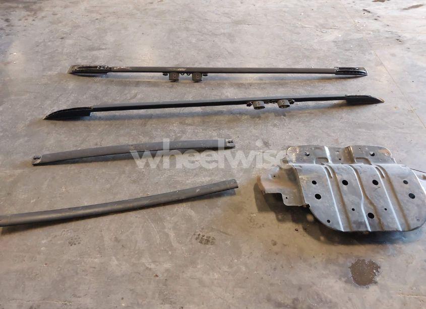 Photo 12 of 2011 Toyota Sequoia PLATINUM 5.7L V8 (VIN 5TDDW5G17BS046503)