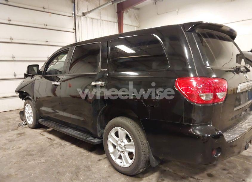 Photo 15 of 2011 Toyota Sequoia PLATINUM 5.7L V8 (VIN 5TDDW5G17BS046503)
