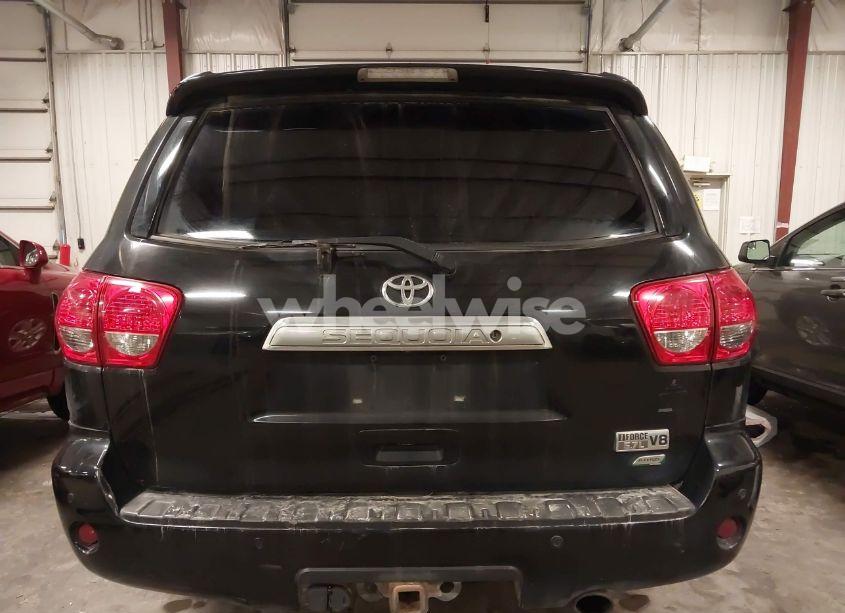 Photo 17 of 2011 Toyota Sequoia PLATINUM 5.7L V8 (VIN 5TDDW5G17BS046503)