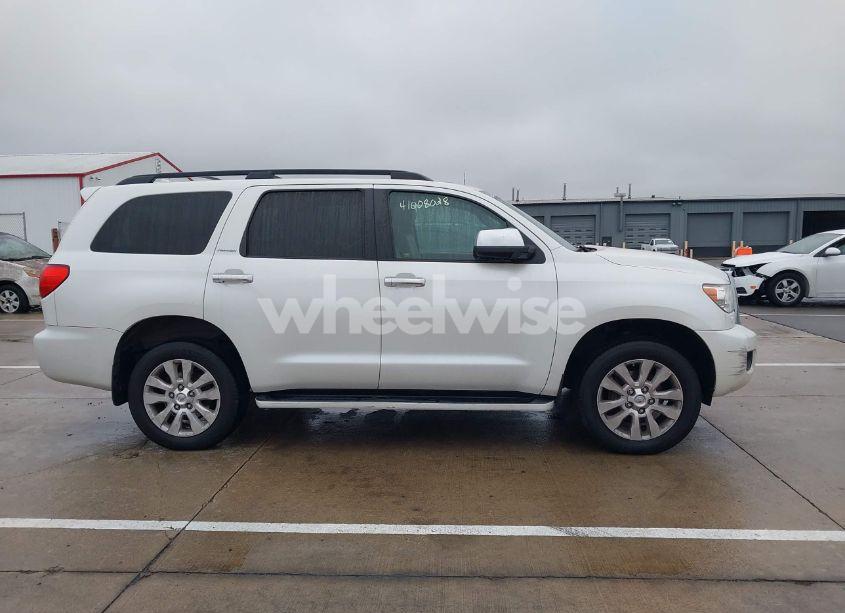 Photo 13 of 2012 Toyota Sequoia PLATINUM 5.7L V8 (VIN 5TDDW5G17CS057115)