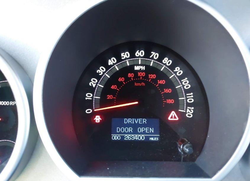 Photo 15 of 2010 Toyota Sequoia PLATINUM 5.7L V8 (VIN 5TDDW5G18AS038991)