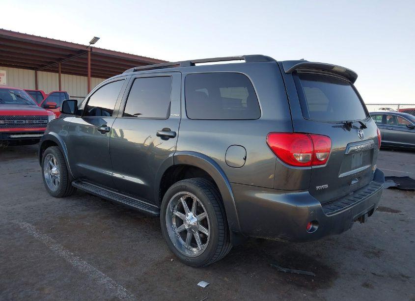 Photo 3 of 2010 Toyota Sequoia PLATINUM 5.7L V8 (VIN 5TDDW5G18AS038991)