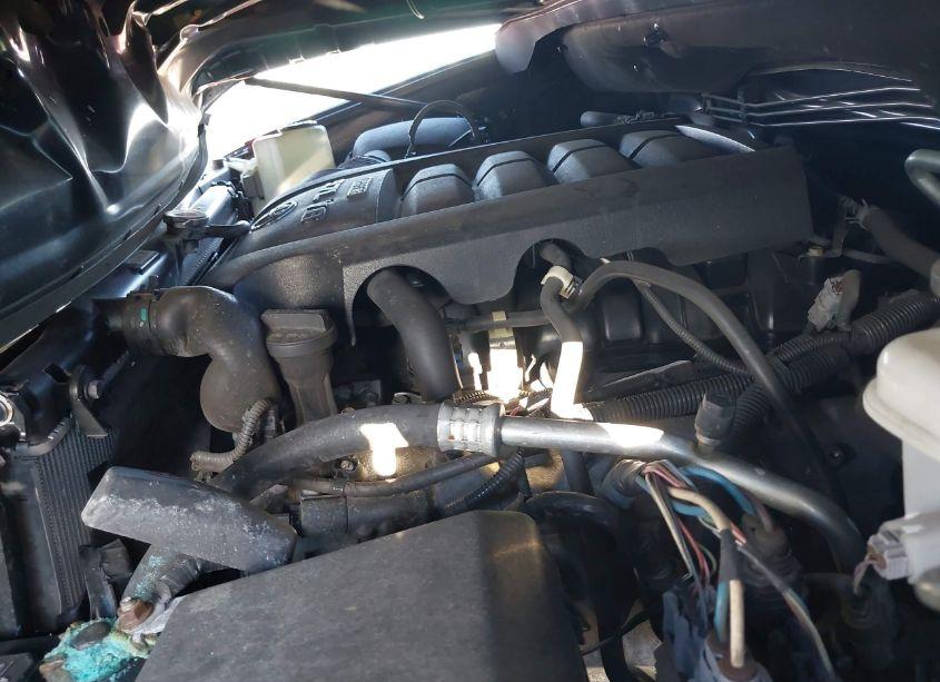 Photo 10 of 2014 Toyota Sequoia PLATINUM (VIN 5TDDY5G12ES105701)