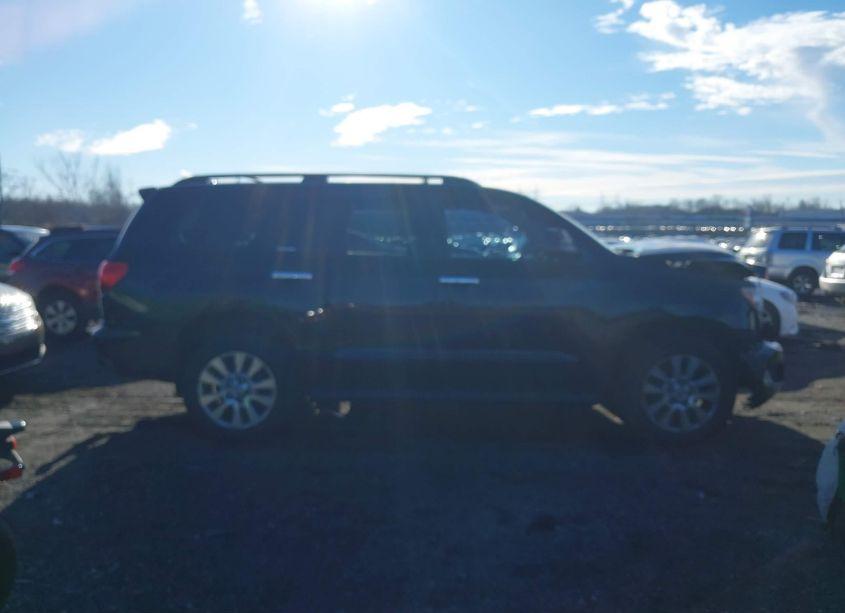 Photo 14 of 2014 Toyota Sequoia PLATINUM (VIN 5TDDY5G12ES105701)