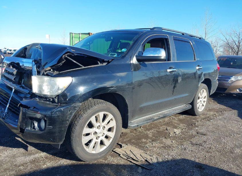 Photo 2 of 2014 Toyota Sequoia PLATINUM (VIN 5TDDY5G12ES105701)