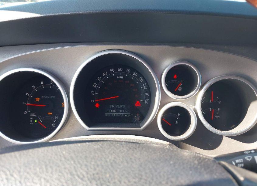 Photo 7 of 2014 Toyota Sequoia PLATINUM (VIN 5TDDY5G12ES105701)