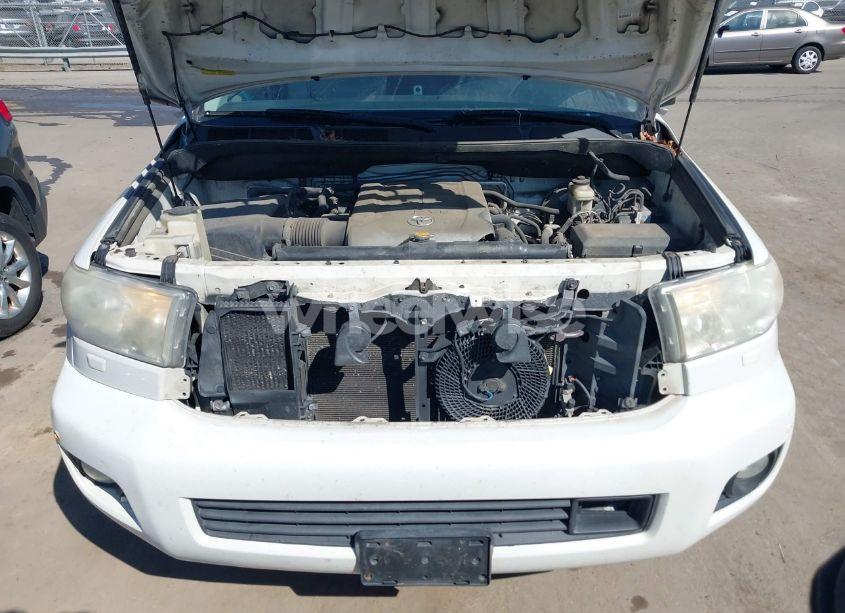 Photo 10 of 2010 Toyota Sequoia PLATINUM 5.7L V8 (VIN 5TDDY5G14AS024998)