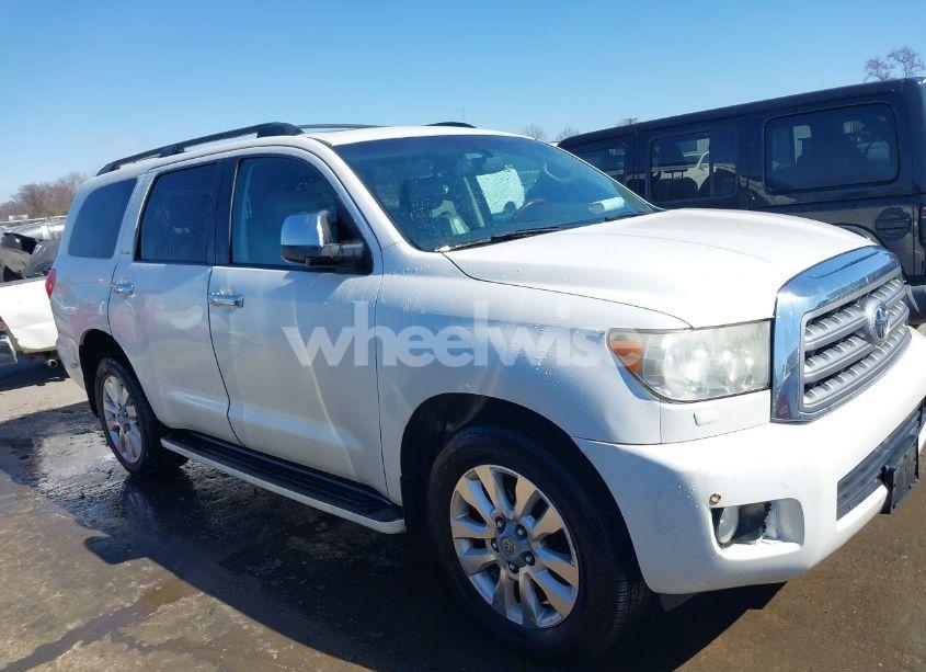 Photo 13 of 2010 Toyota Sequoia PLATINUM 5.7L V8 (VIN 5TDDY5G14AS024998)