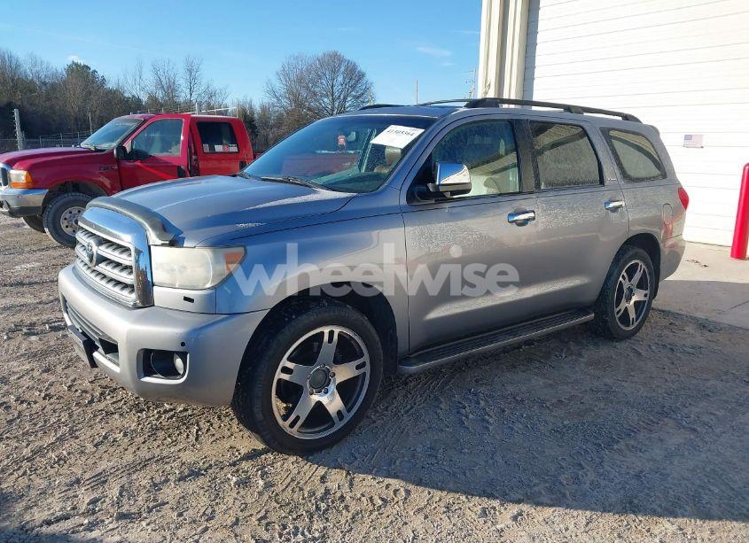 Photo 2 of 2010 Toyota Sequoia PLATINUM 5.7L V8 (VIN 5TDDY5G15AS026162)