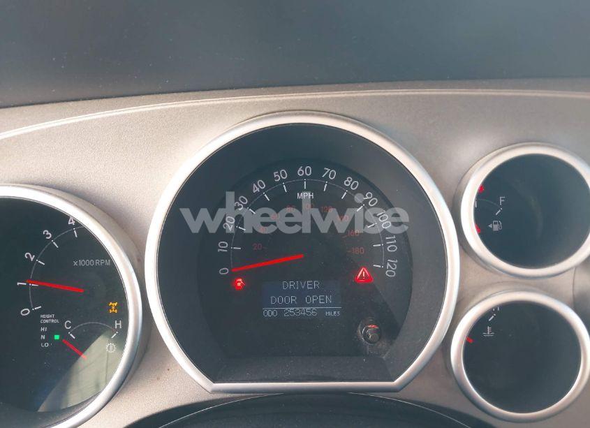 Photo 7 of 2010 Toyota Sequoia PLATINUM 5.7L V8 (VIN 5TDDY5G15AS026162)