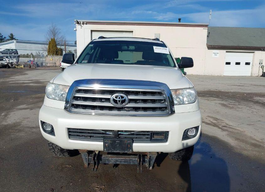Photo 12 of 2012 Toyota Sequoia PLATINUM 5.7L V8 (VIN 5TDDY5G16CS055804)